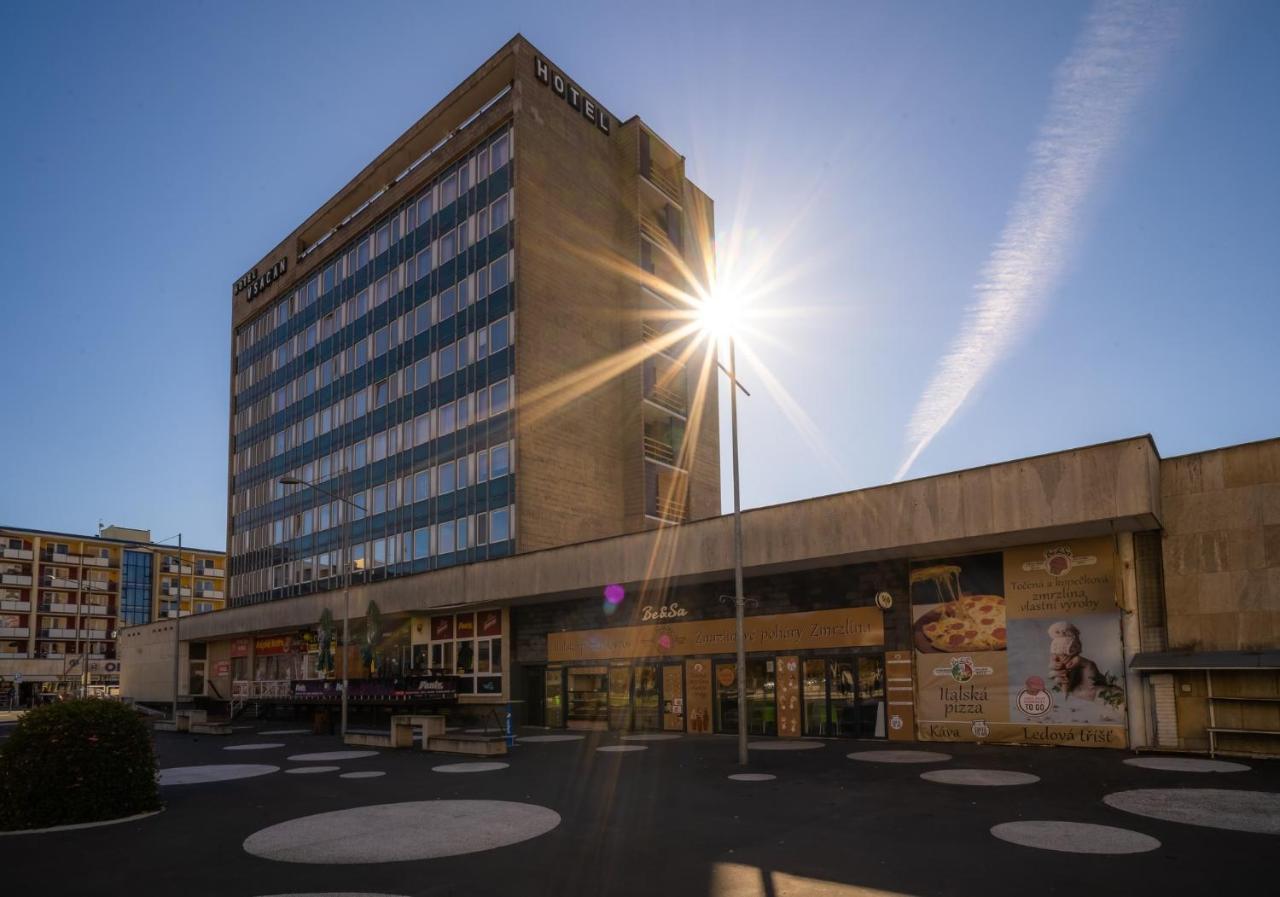 Hotel Vsacan Vsetín Eksteriør billede